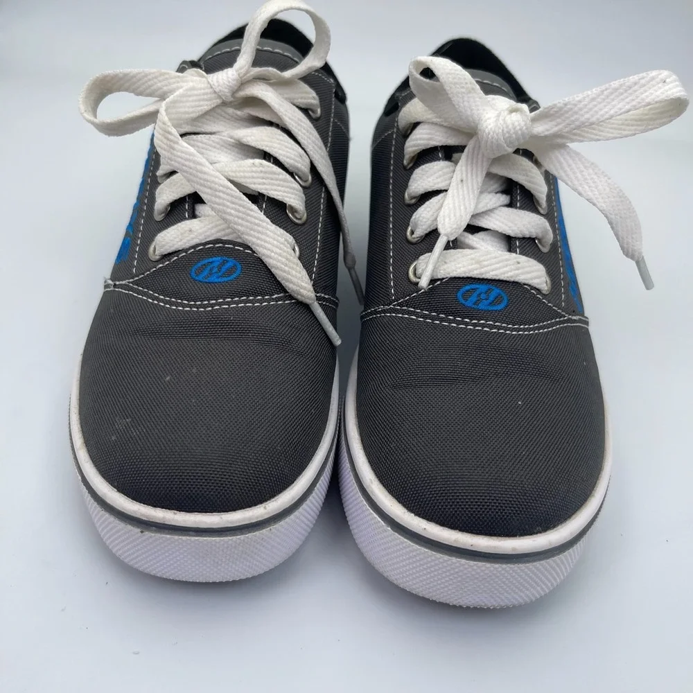 Heelys Pro 20 Skate Shoes Youth Size 6 Gray Blue Canvas Low Top Roller Sneakers